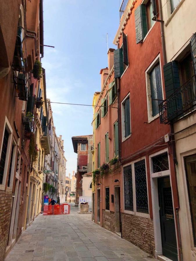 Key Location Near Palazzo Grassi Villa Venedik Dış mekan fotoğraf